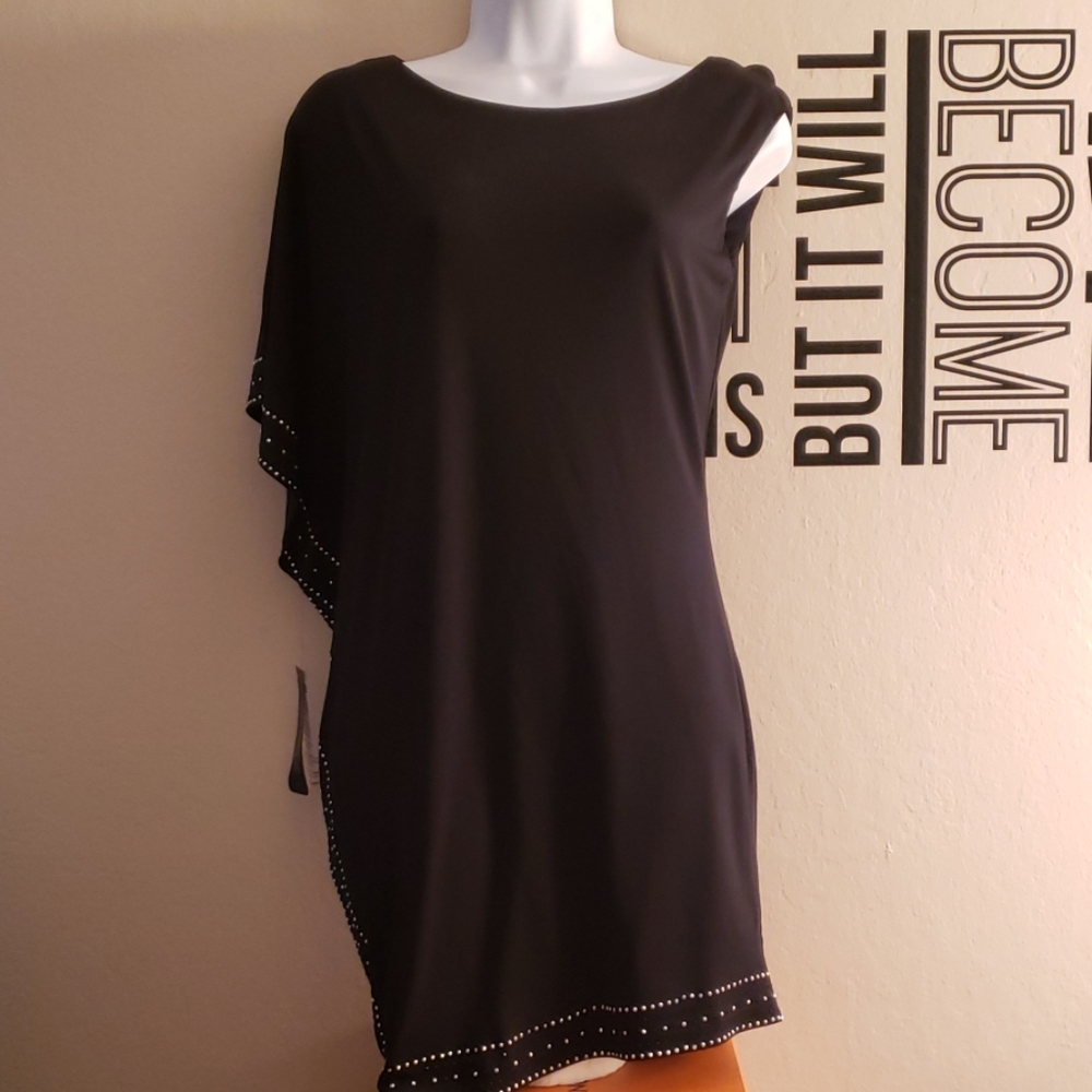 BNWT Bebe Dress